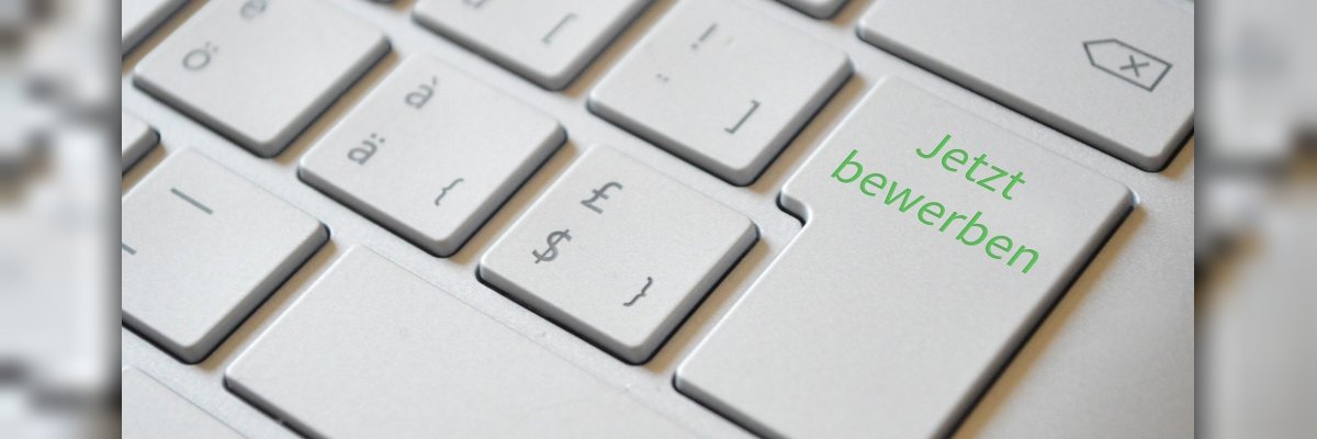 Ein Bild von einer Computertastatur