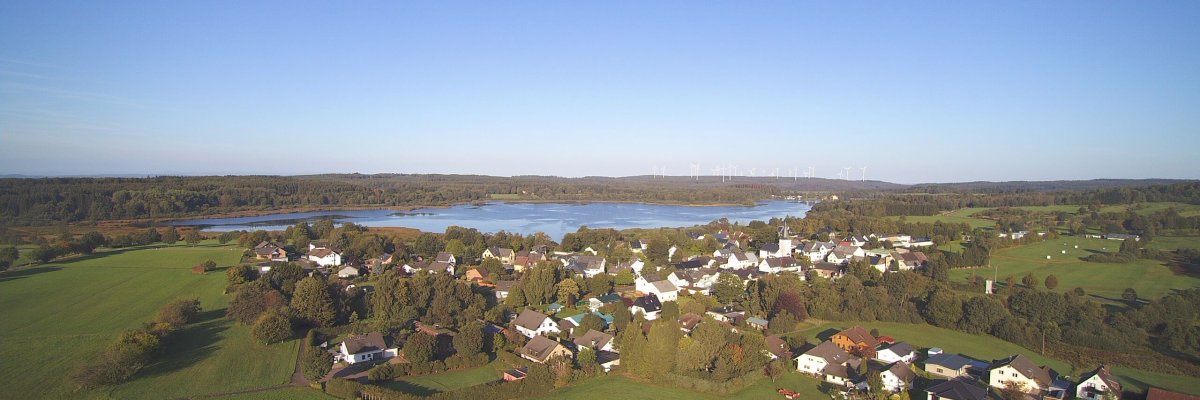 Luftbild der Ortsgemeinde Dreifelden