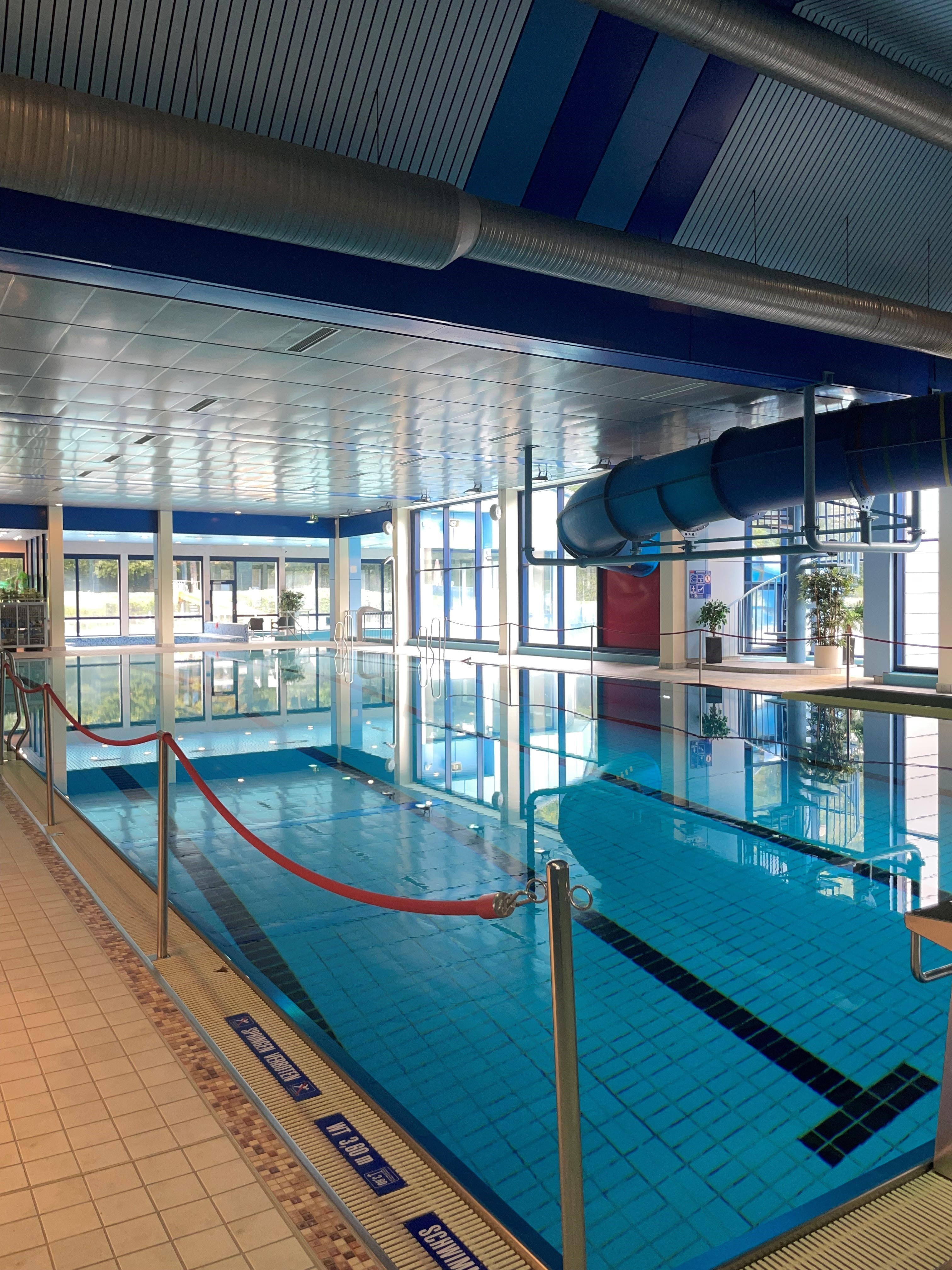 Bild vom Hallenbad im Löwenbad