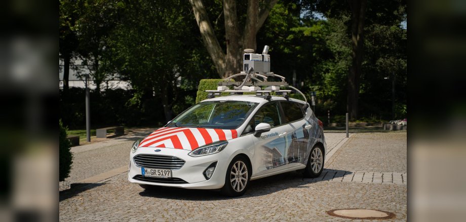 Fahrzeug für die Aufnahme von Panoramabildern