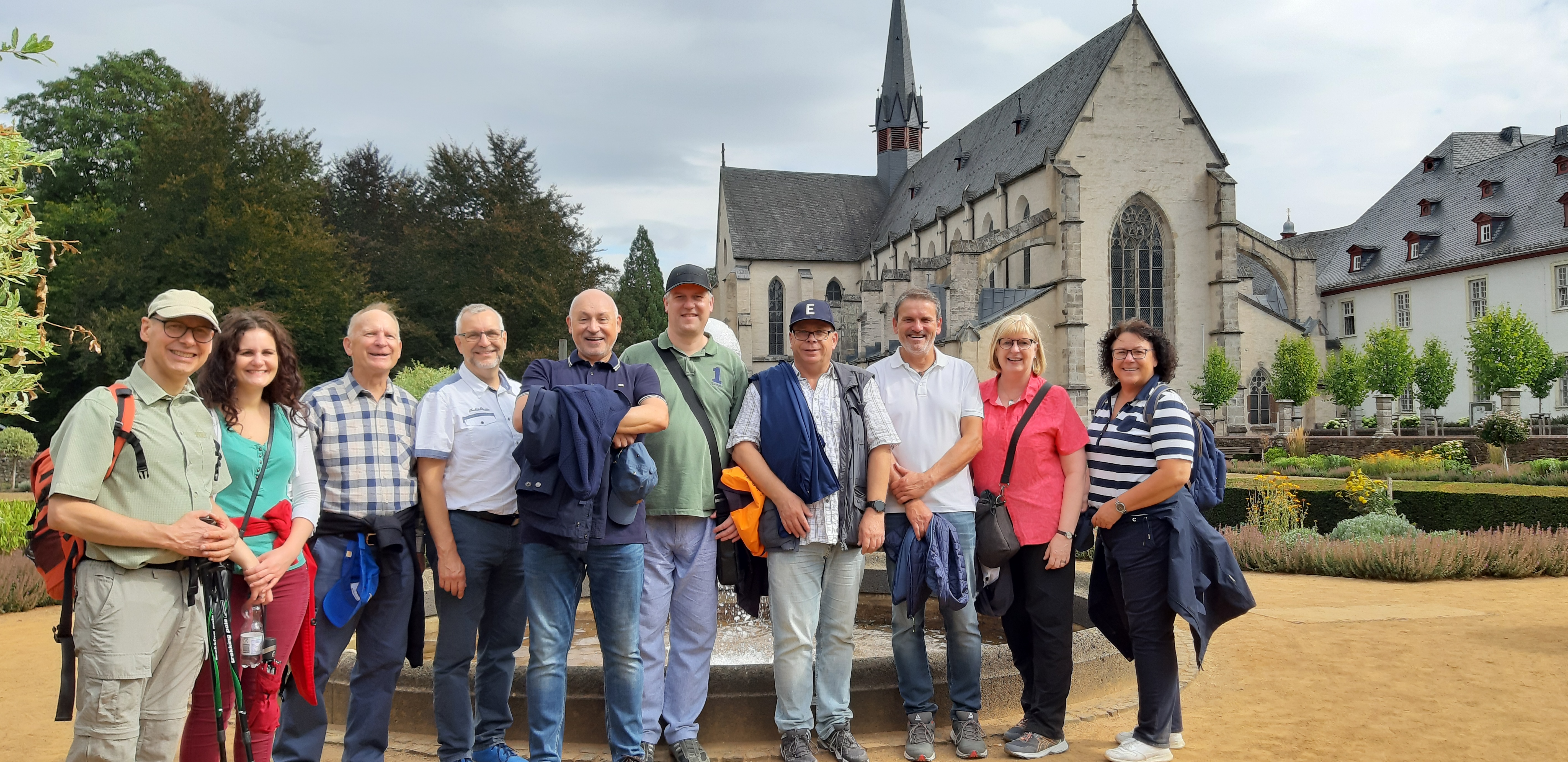 Foto der FachberaterInnen und Vorstandsmitglieder des Fachverbandes der Stanesbeamten RLP
