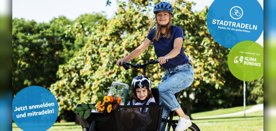 Frau auf Fahrrad