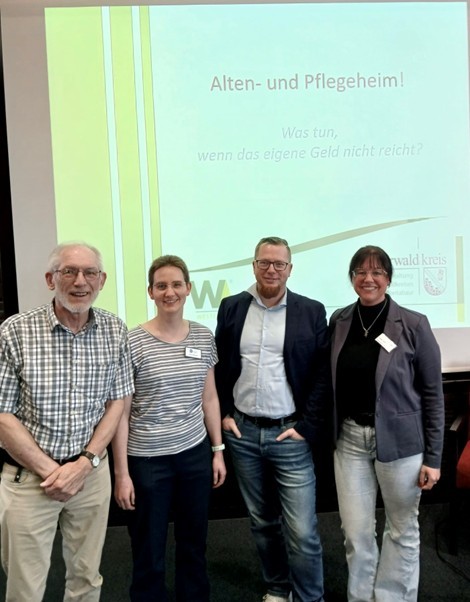 Gruppenfoto Pflegenetzwerk