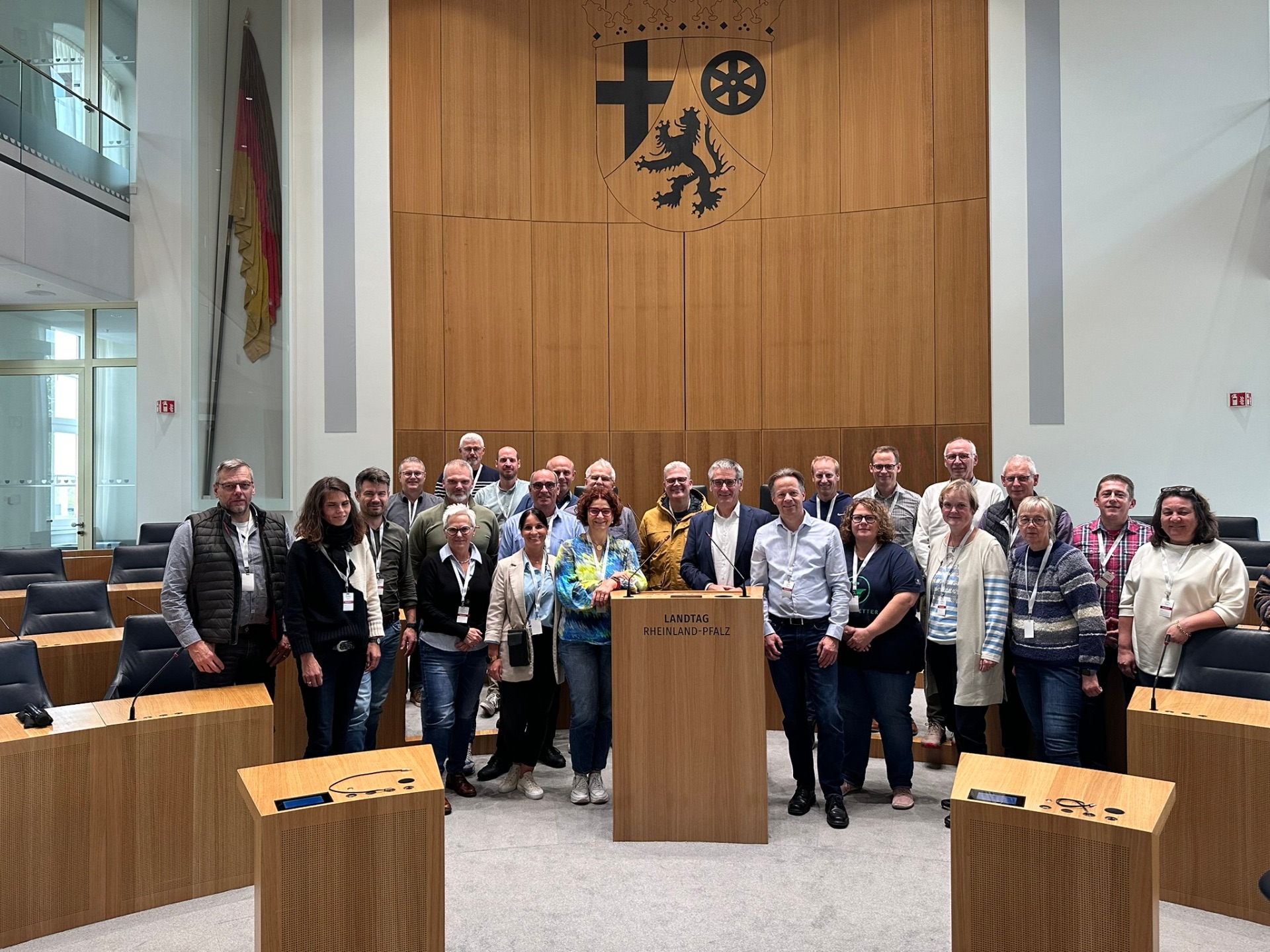 Gruppenbild im Landtag Rheinland-Pfalz